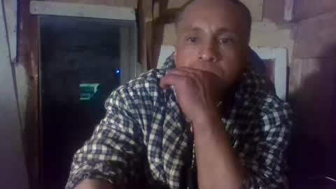 Snapshot of sexy15802 chatting on January 2, 2025, 7:01 am sexy15802 online show from January 2, 2025, 7:01 am