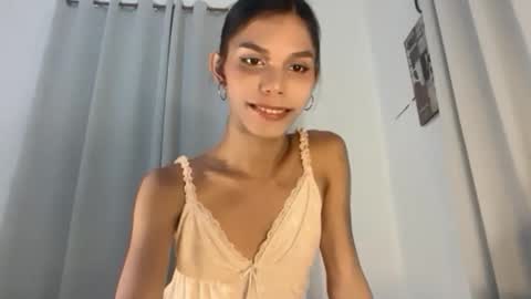 sexy_alexa17 online show from February 11, 2026, 1:27 pm