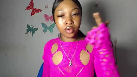 Snapshot of sexy_bluey247 chatting on February 20, 2026, 6:48 am sexy_bluey247 online show from February 20, 2026, 6:48 am