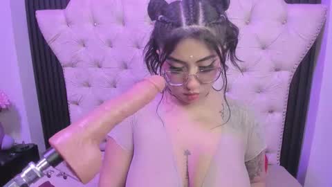  C R I S T A L  online show from March 16, 2026, 6:56 pm