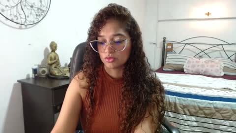 danna gomez online show from January 19, 2025, 9:45 pm