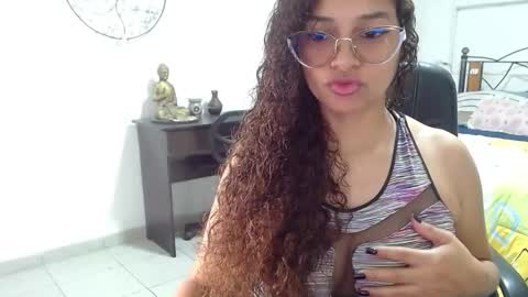 danna gomez online show from February 20, 2025, 4:14 pm