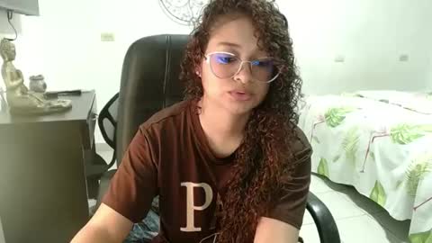 danna gomez online show from February 24, 2025, 8:25 pm