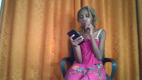 sexy_ebony_nica online show from January 28, 2025, 7:10 pm