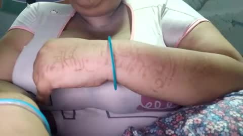 Snapshot of sexy_girl32 chatting on May 21, 2026, 9:38 am sexy_girl32 online show from May 21, 2026, 9:38 am