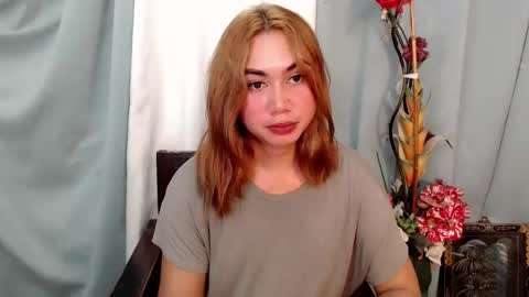 HANNAH online show from February 8, 2025, 1:54 am