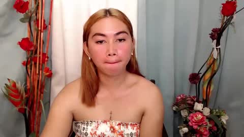 HANNAH online show from February 18, 2025, 1:32 am