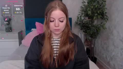 Snapshot of sexy_jenny18 chatting on January 17, 2026, 7:02 am Jennifer online show from January 17, 2026, 7:02 am