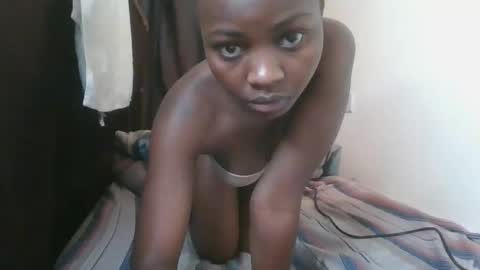 Snapshot of sexy_june20 chatting on February 19, 2026, 10:17 pm sexy_june20 online show from February 19, 2026, 10:17 pm