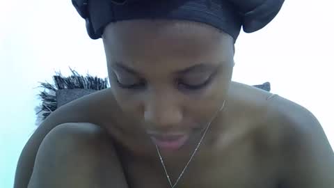 sexy_mayah64 online show from April 27, 2026, 10:57 am