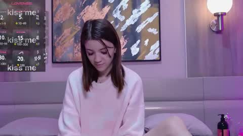 Snapshot of sexy_me_bb chatting on September 30, 2025, 11:04 am Alison online show from September 30, 2025, 11:04 am