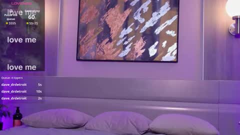 Snapshot of sexy_me_bb chatting on October 14, 2025, 12:50 pm Alison online show from October 14, 2025, 12:50 pm