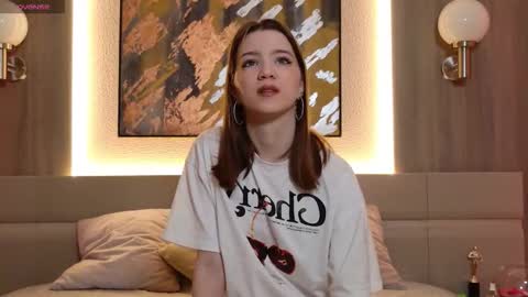 Snapshot of sexy_me_bb chatting on November 3, 2025, 1:23 pm Alison online show from November 3, 2025, 1:23 pm