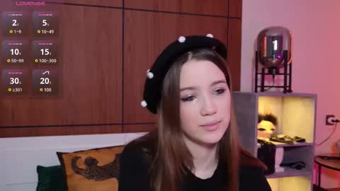 Snapshot of sexy_me_bb chatting on March 17, 2026, 4:21 pm Alison online show from March 17, 2026, 4:21 pm