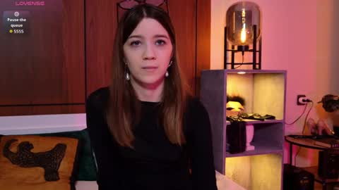 Snapshot of sexy_me_bb chatting on March 24, 2026, 5:07 pm Alison online show from March 24, 2026, 5:07 pm