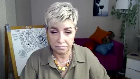 Snapshot of sexy_milffa chatting on August 7, 2026, 7:54 am sexy_milffa online show from August 7, 2026, 7:54 am