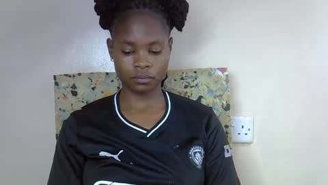 Molyne online show from March 25, 2026, 2:17 am