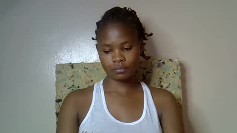Molyne online show from May 14, 2026, 1:18 pm