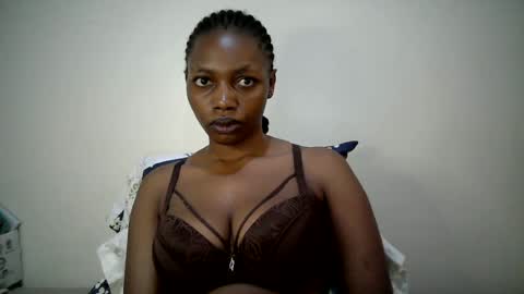 sexy_muna2 online show from June 13, 2026, 8:45 am