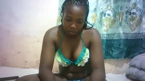 sexy_sandrah online show from May 12, 2026, 6:32 am