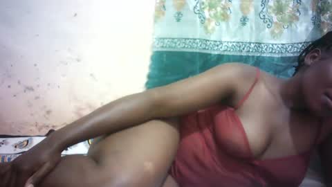 sexy_sandrah online show from July 8, 2026, 7:02 am