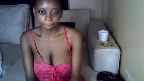 Snapshot of sexy_short chatting on April 18, 2026, 4:16 am Janet online show from April 18, 2026, 4:16 am