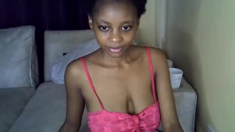 Snapshot of sexy_short chatting on April 19, 2026, 6:02 am Janet online show from April 19, 2026, 6:02 am