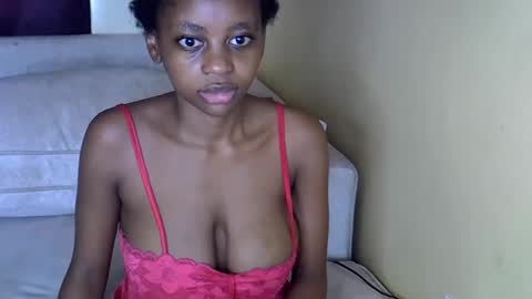 Snapshot of sexy_short chatting on April 26, 2026, 5:49 am Janet online show from April 26, 2026, 5:49 am