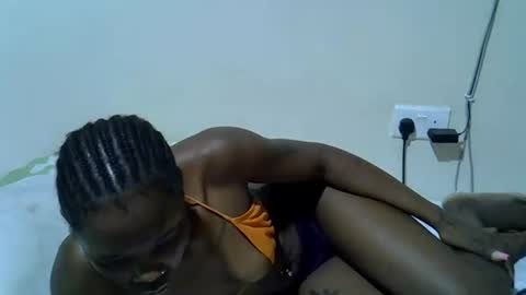 sexy_vennice online show from July 1, 2026, 5:12 pm