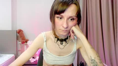 Snapshot of sexy_wise_kind chatting on June 10, 2026, 7:02 pm Mandy Green online show from June 10, 2026, 7:02 pm