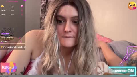 Snapshot of sexyandstoned420 chatting on December 31, 2024, 8:02 pm Kali Brent online show from December 31, 2024, 8:02 pm