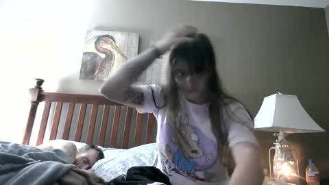 Snapshot of sexyandstoned420 chatting on October 11, 2025, 12:47 pm Kali Brent online show from October 11, 2025, 12:47 pm