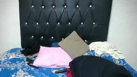 sexyangeliqua online show from December 1, 2024, 7:03 pm