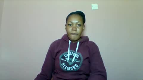 sexyapple2002 online show from September 28, 2025, 5:18 pm