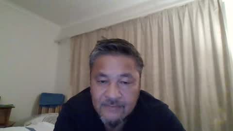 Dee online show from February 13, 2025, 8:59 am