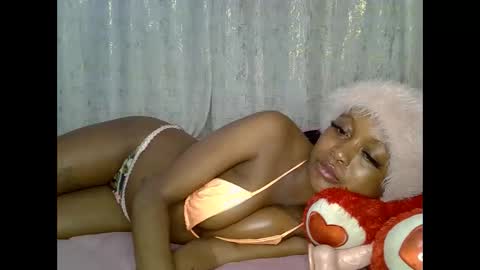 Snapshot of sexyasspetitte_ chatting on May 27, 2026, 11:35 pm sexyasspetitte_ online show from May 27, 2026, 11:35 pm