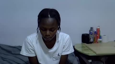 sexybeiby1 online show from April 10, 2026, 4:23 pm