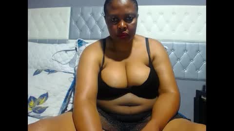 Snapshot of sexybustyebony19 chatting on April 18, 2026, 12:53 pm sexybustyebony19 online show from April 18, 2026, 12:53 pm
