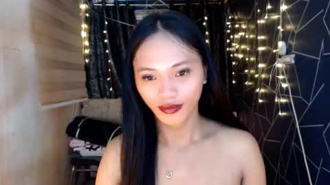 Miss Cheng online show from November 27, 2025, 3:30 am