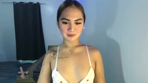 Snapshot of sexycheskax18 chatting on April 8, 2026, 8:47 am pretty Cheska online show from April 8, 2026, 8:47 am