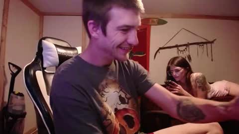 Austin and Megan online show from November 23, 2025, 4:01 am