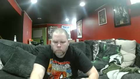 Sexydadfigure online show from April 12, 2026, 7:19 pm