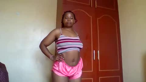 Snapshot of sexydivaslut_2 chatting on June 6, 2026, 8:52 am sexydivaslut_2 online show from June 6, 2026, 8:52 am