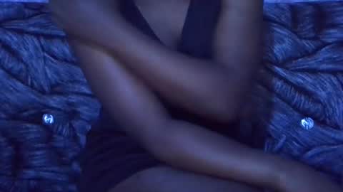 Snapshot of sexydoll002 chatting on October 19, 2025, 6:52 pm sexydoll002 online show from October 19, 2025, 6:52 pm