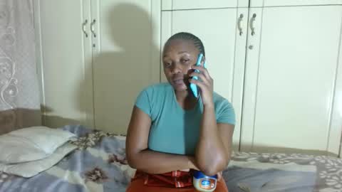 Snapshot of sexydollsx chatting on October 28, 2025, 7:16 pm sexydollsx online show from October 28, 2025, 7:16 pm