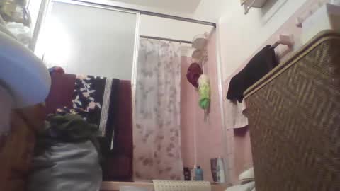 Snapshot of sexyjojo2222 chatting on February 24, 2025, 5:00 am sexyjojo2222 online show from February 24, 2025, 5:00 am