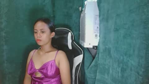 sexykimmy05 online show from May 20, 2026, 2:40 am
