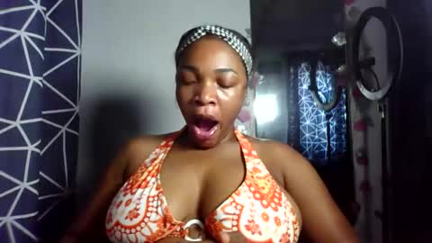 Snapshot of sexykuchie889 chatting on June 8, 2026, 7:42 am malia online show from June 8, 2026, 7:42 am