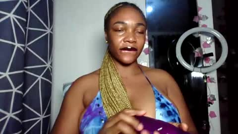 Snapshot of sexykuchie889 chatting on August 6, 2026, 6:54 pm malia online show from August 6, 2026, 6:54 pm