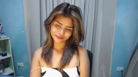 Call me Bea  online show from October 21, 2025, 3:13 pm